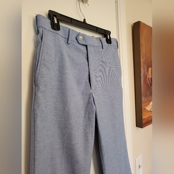 Roundtree and York Travel Smart Dress Slacks - Picture 2 of 7